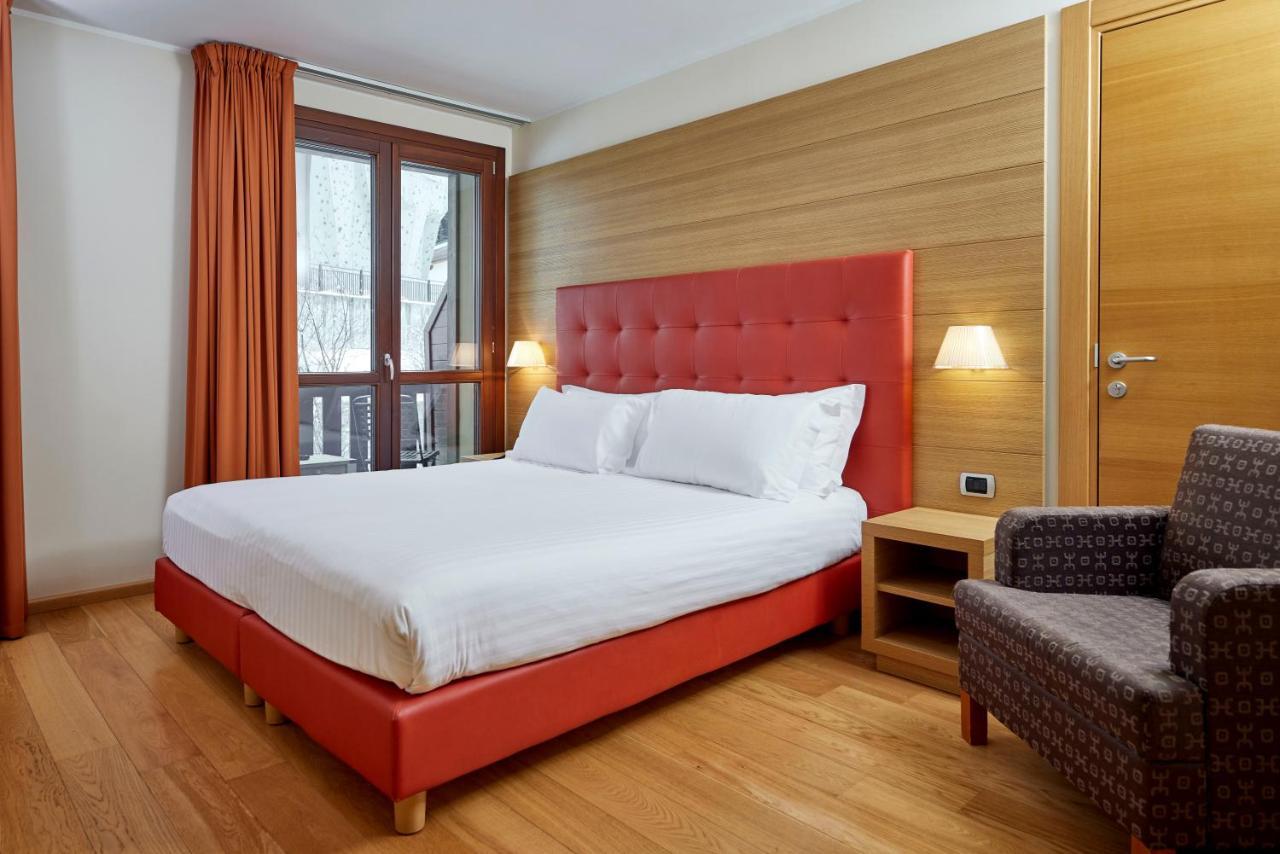 Blu Hotel Acquaseria Ponte Di Legno Room photo