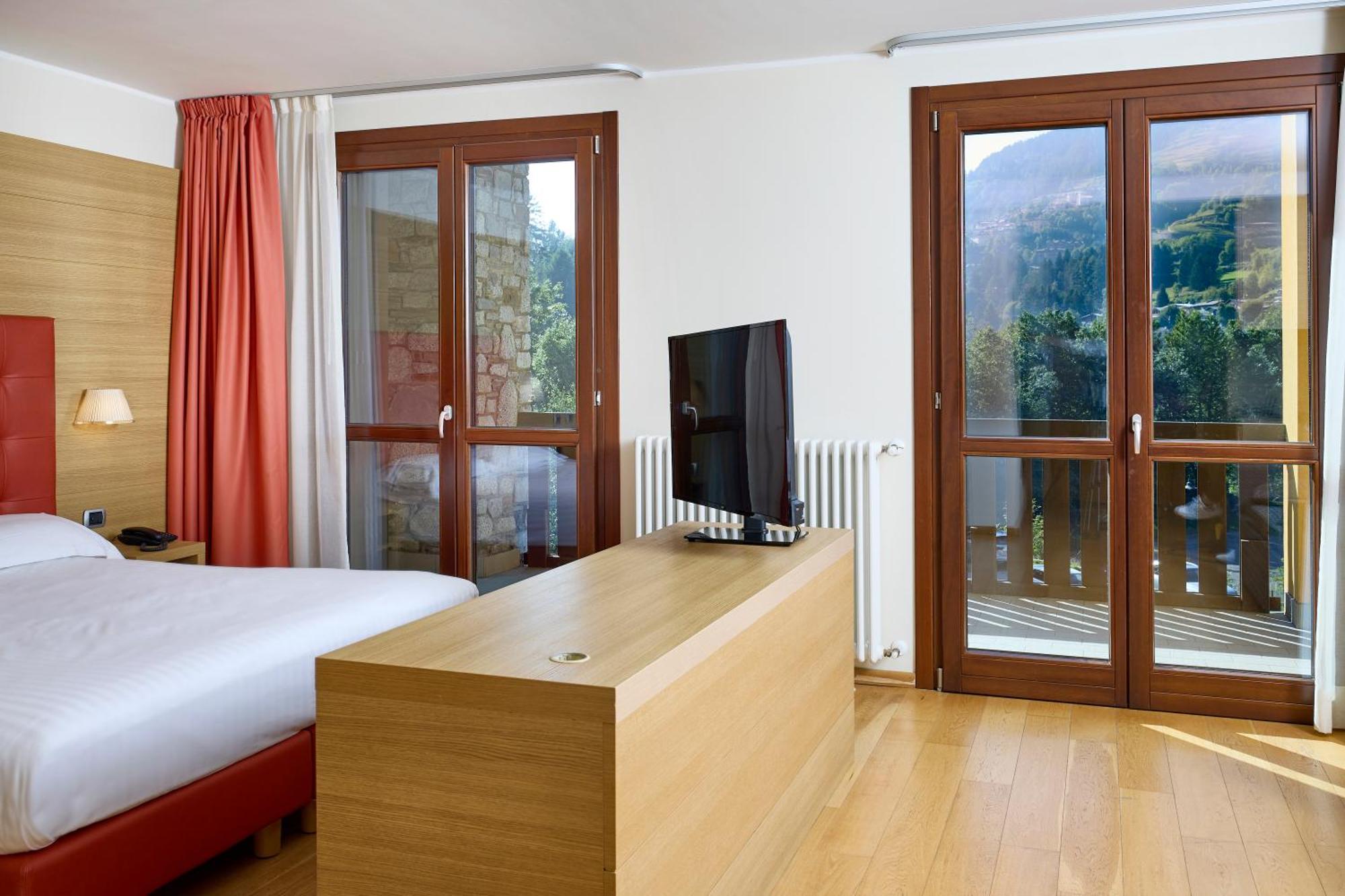 Blu Hotel Acquaseria Ponte Di Legno Room photo