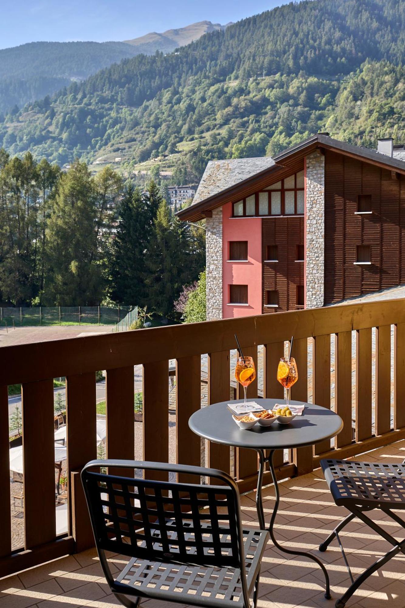 Blu Hotel Acquaseria Ponte Di Legno Room photo