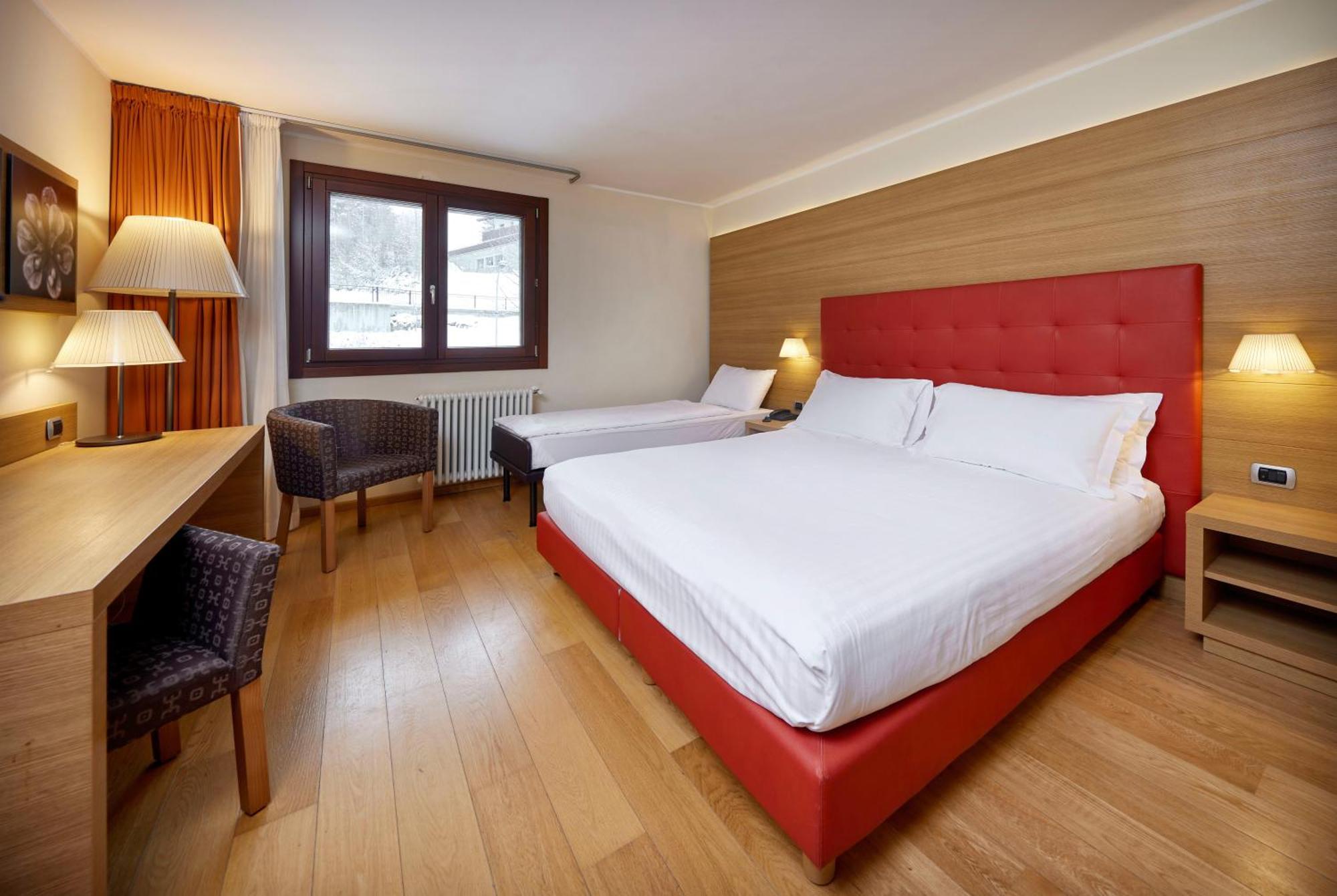 Blu Hotel Acquaseria Ponte Di Legno Room photo