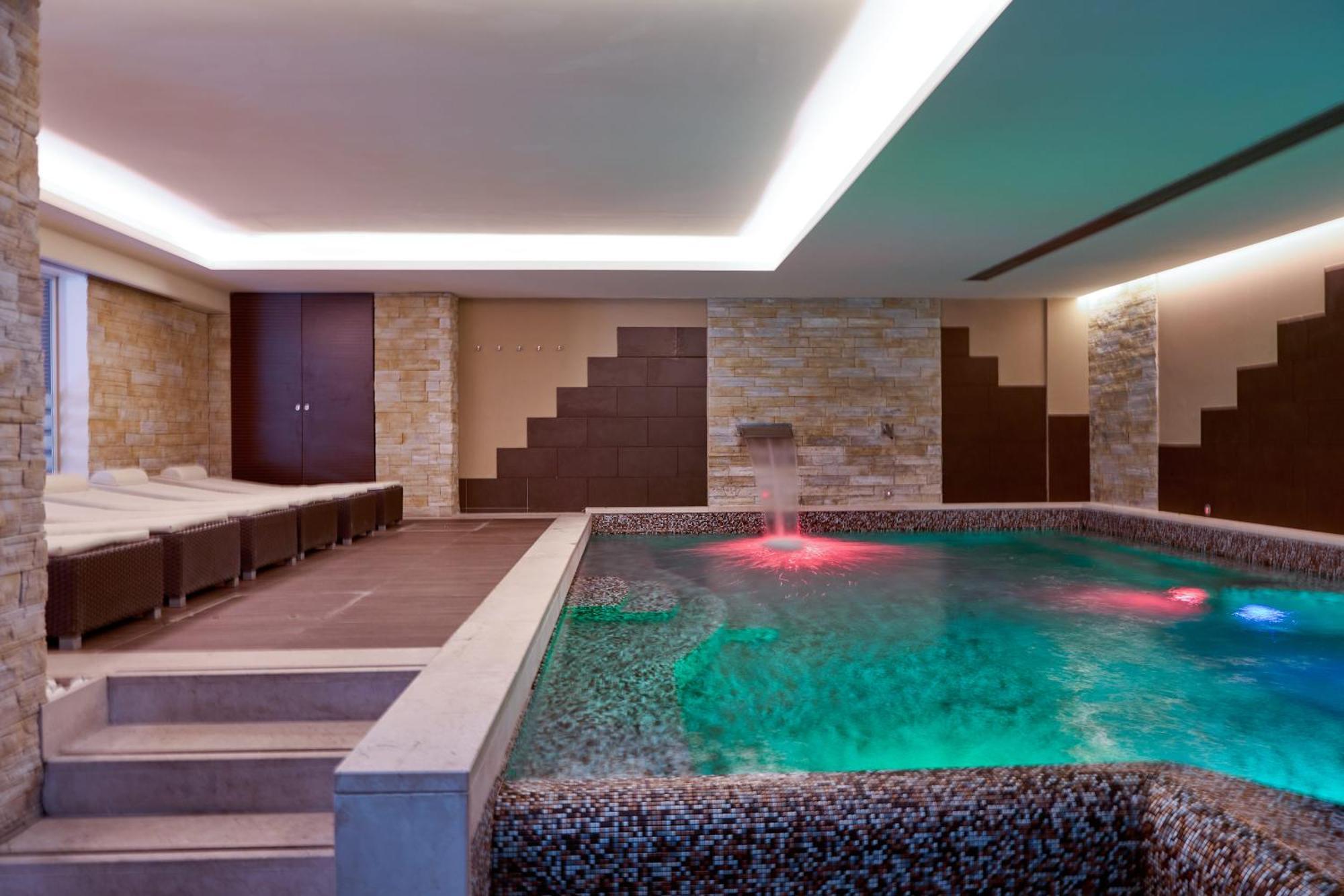 Blu Hotel Acquaseria Ponte Di Legno Exterior photo