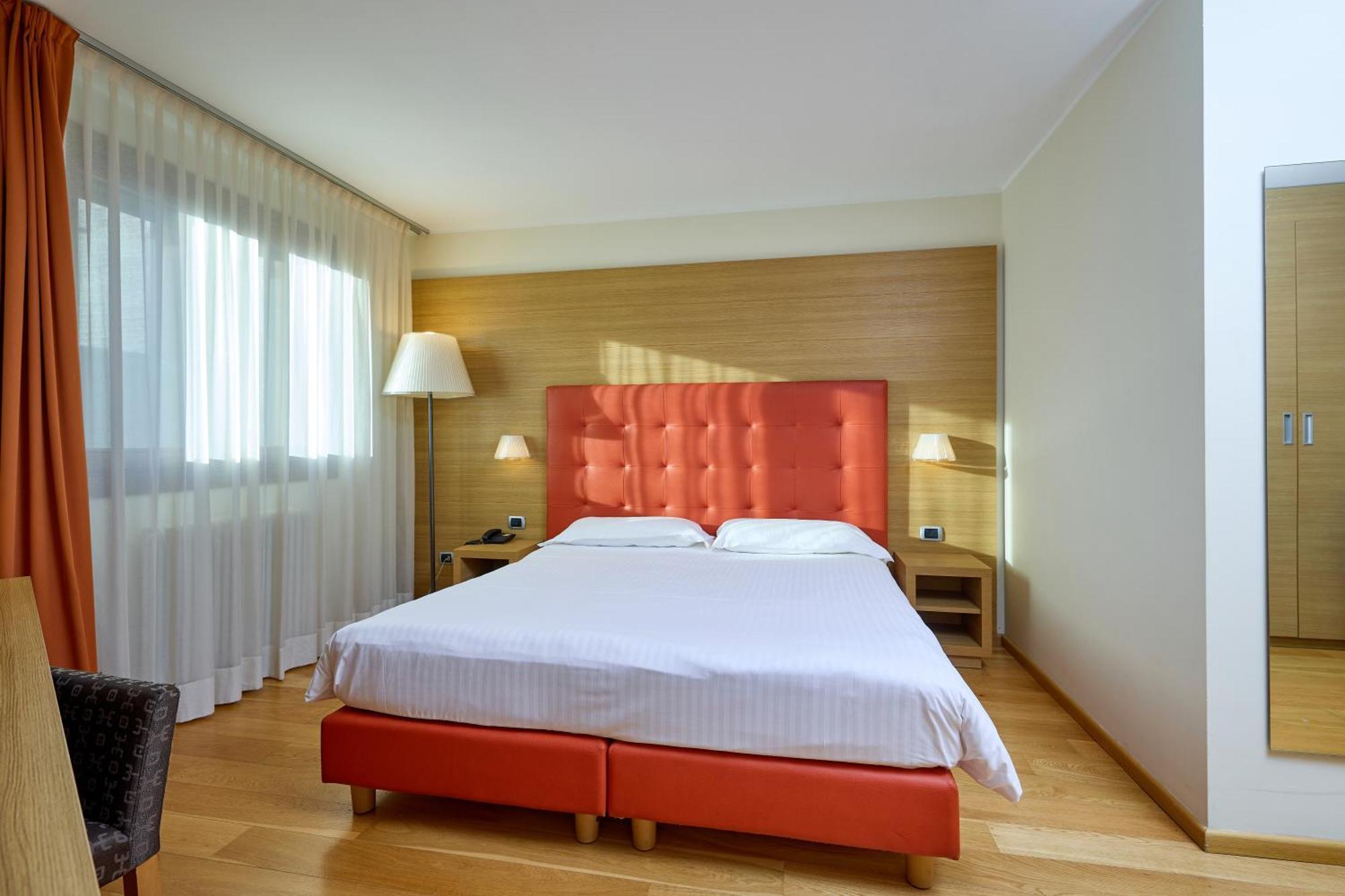 Blu Hotel Acquaseria Ponte Di Legno Room photo