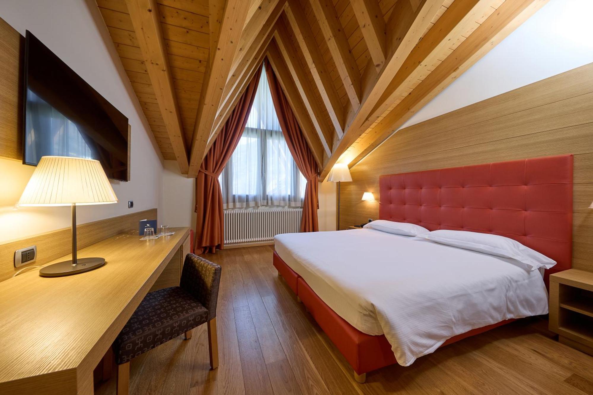 Blu Hotel Acquaseria Ponte Di Legno Exterior photo